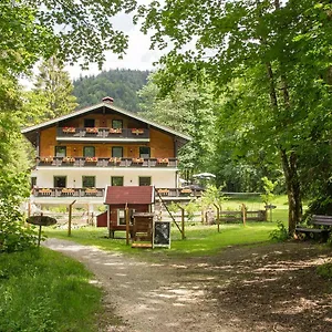 Haus Wildbach Gasthuis